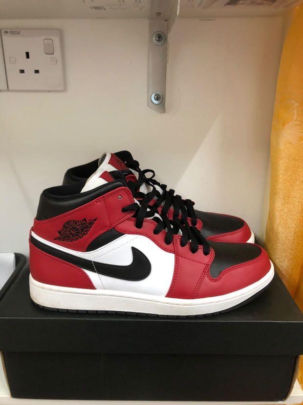 Air jordan 1 mid chicago, Men's Fashion, Footwear, Sneakers on Carousell