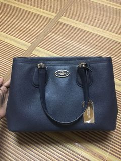 (Category: ) located in . Submitted by fiza87 (Listing ID 1143380492, Image 1). Description: .