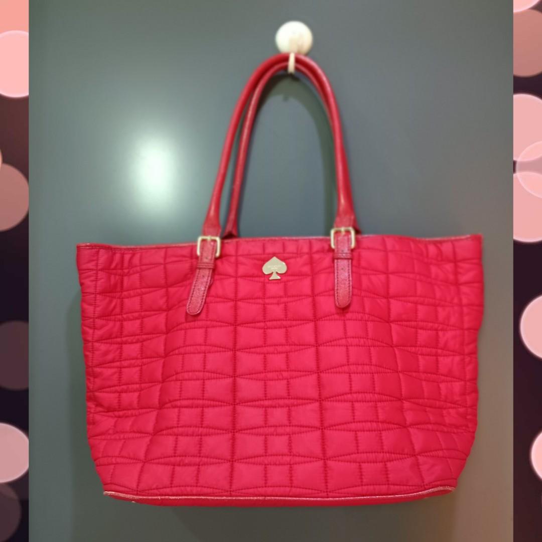 Kate spade 2024 red quilted bag