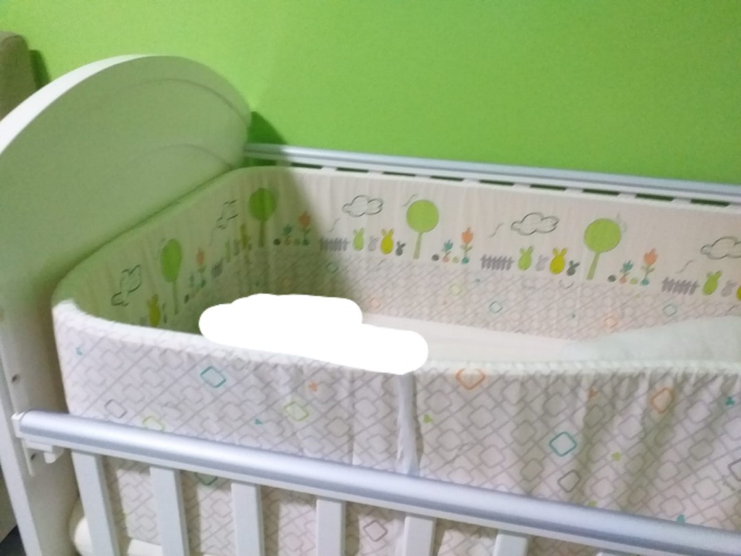 Cot side padding shop