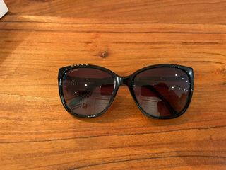 (Category: ) located in . Submitted by ahangan (Listing ID 1143493011, Image 1). Description: .