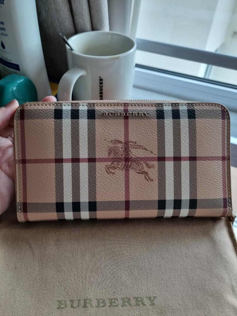 BURBERRY ZIP AROUND LONG WALLET VINTAGE STYLE ~ BRAND NEW *RETIRED*