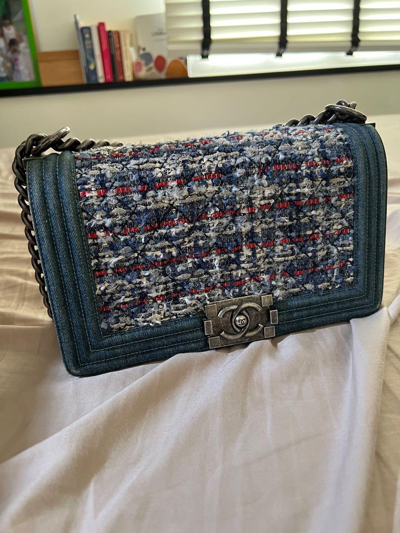 Chanel boy tweed denim bag