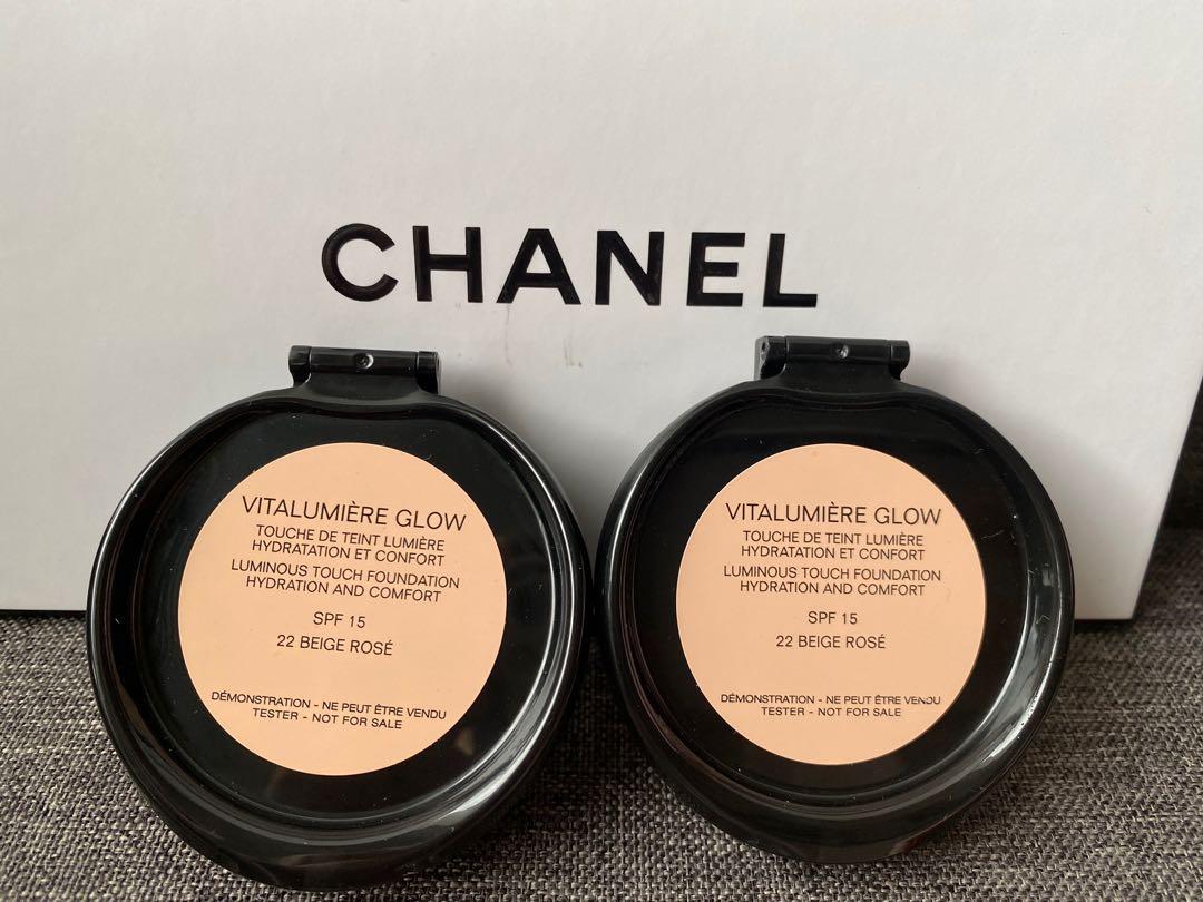 Chanel Vitalumiere Glow Luminous Touch Foundation Hydration And Comfort SPF  15 👸🏻
