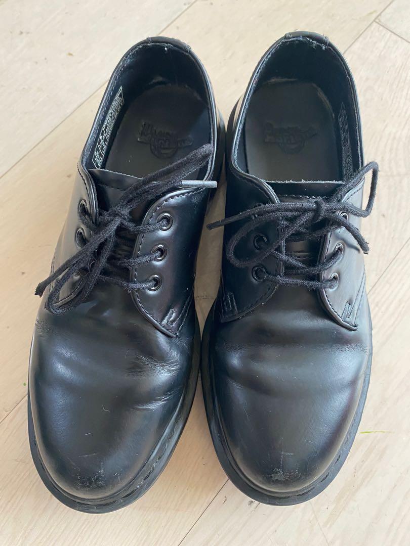 Dr Martens MONO black shoes, 男裝, 鞋, 西裝鞋- Carousell