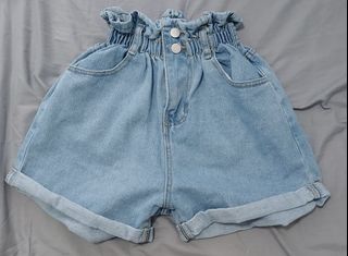 (Category: ) located in . Submitted by sweet.sparkles (Listing ID 1139903502, Image 1). Description: .