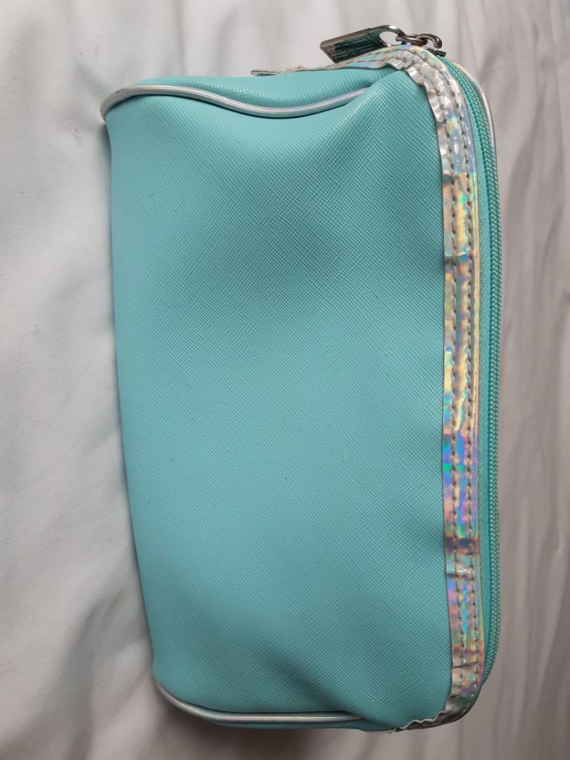 Elizabeth hotsell arden pouch