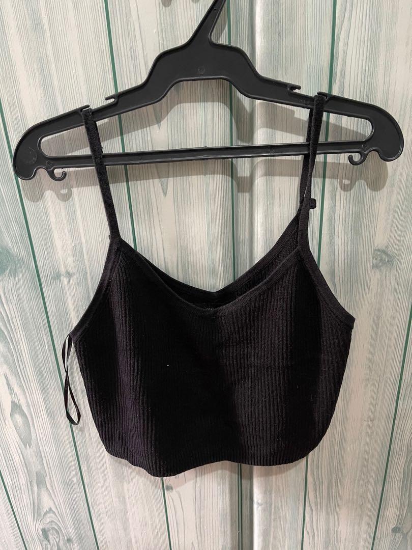 F21 knitted black crop top (Category: Others Tops) located in Quezon City. Submitted by mae2425 (Listing ID 1143348731, Image 1). Description: .