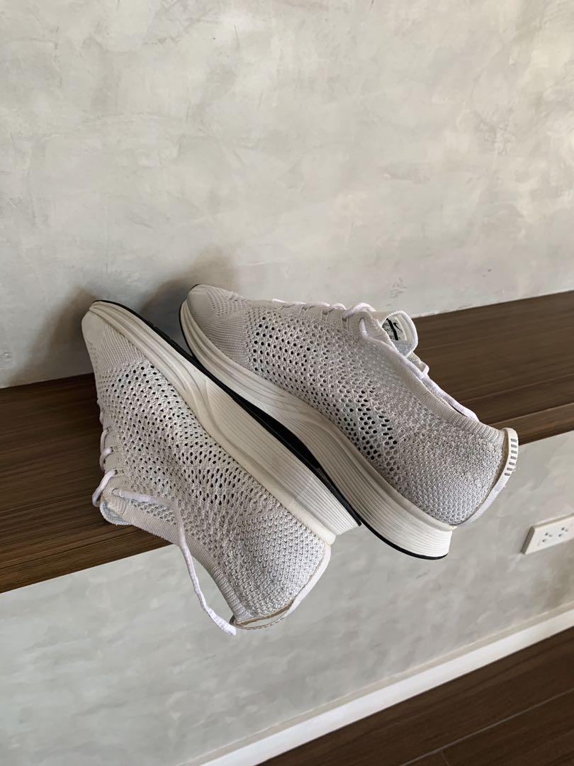 flyknit racer goddess