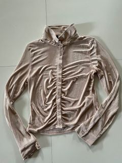 (Category: ) located in . Submitted by shop.niniph (Listing ID 1143483590, Image 1). Description: .