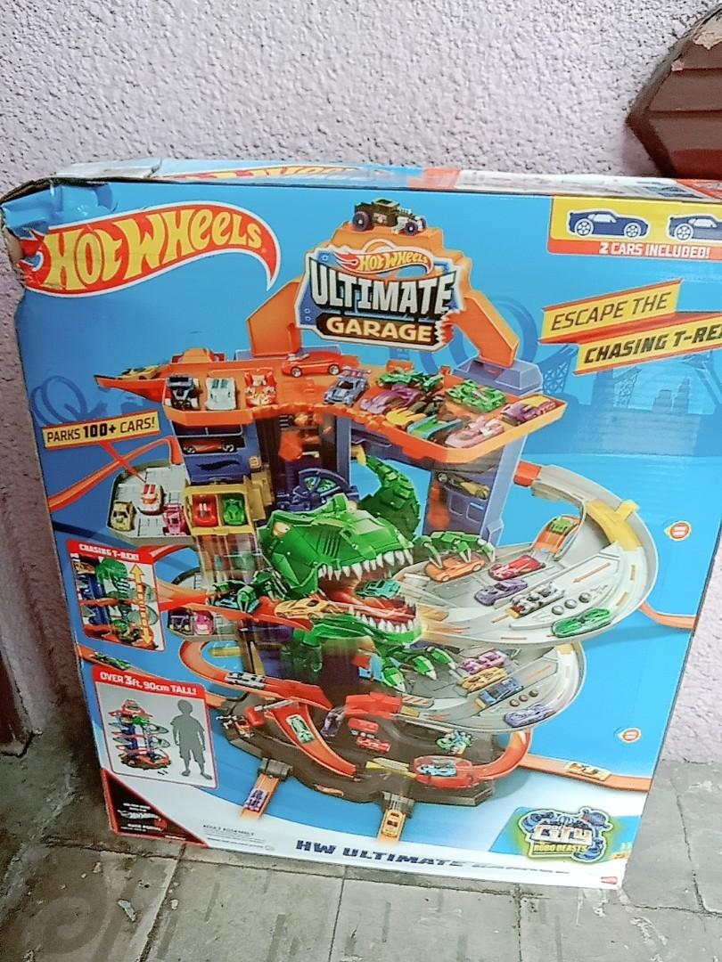 New Hot Wheels City Ultimate Garage Escape The Chasing T Rex 