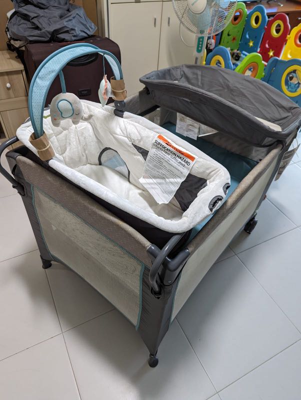 Ingenuity Crib Almost New, Babies & Kids, Baby Nursery & Kids Furniture, Cots & Cribs on Carousell