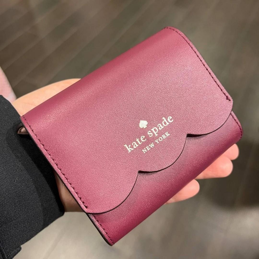 KATE SPADE Gemma small flap wallet, Women's Fashion, Bags & Wallets, Purses  & Pouches on Carousell