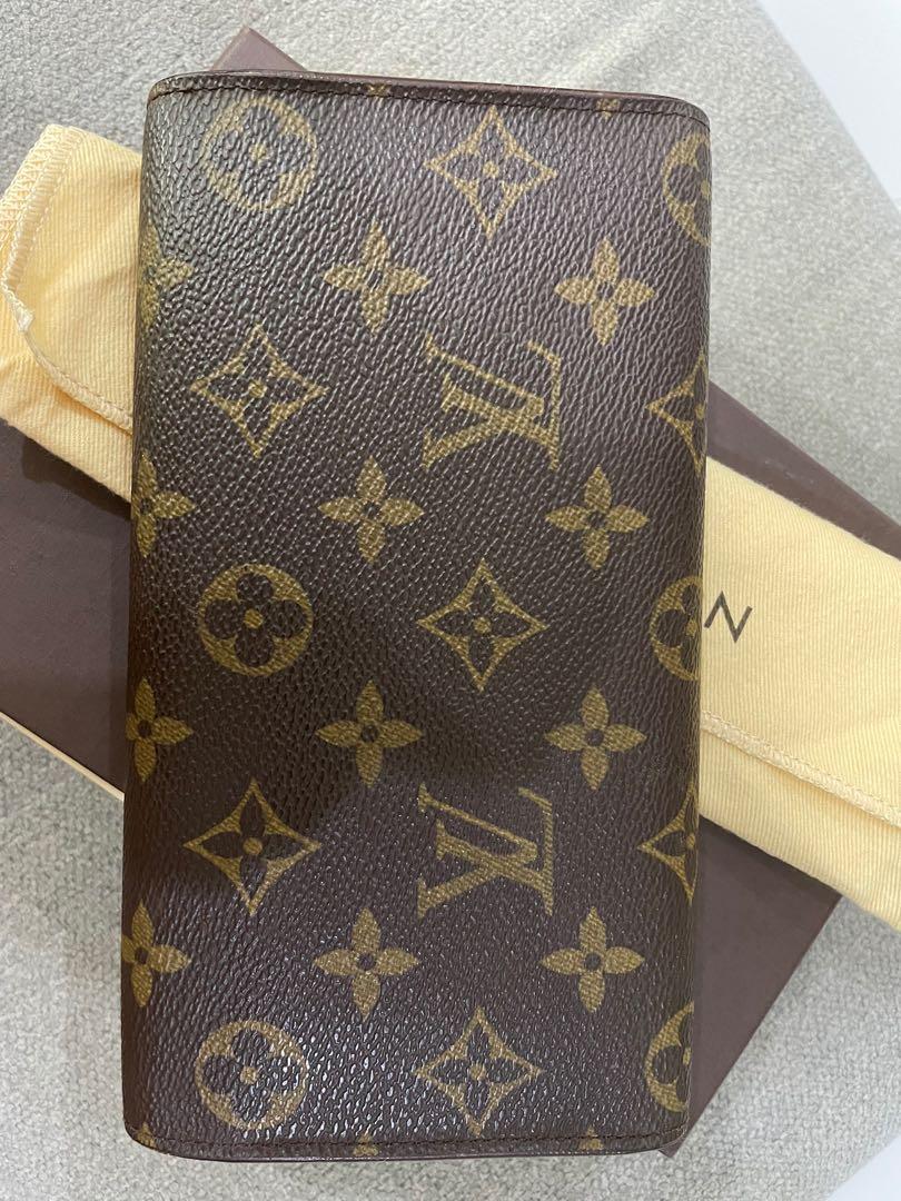 LV Large Tri-Fold Slim Wallet