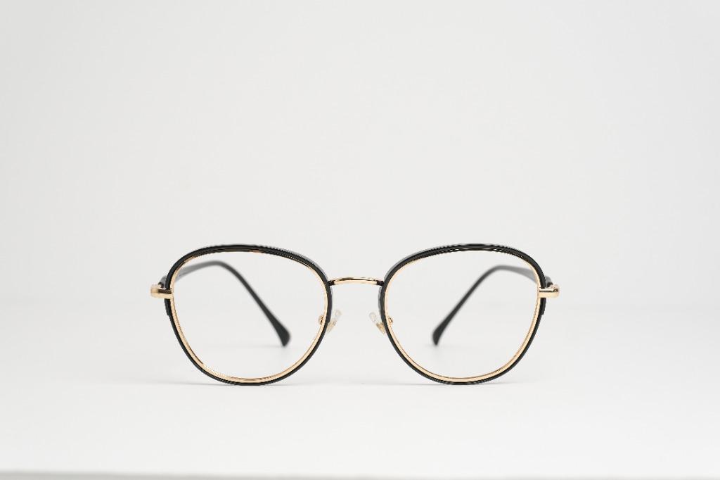 Trending spectacles clearance