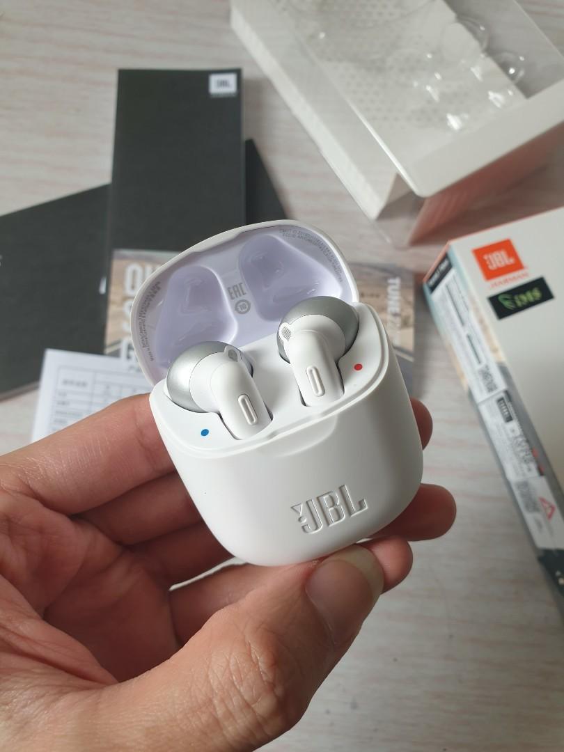 MINT JBL TUNE 220 TWS - putih, White 