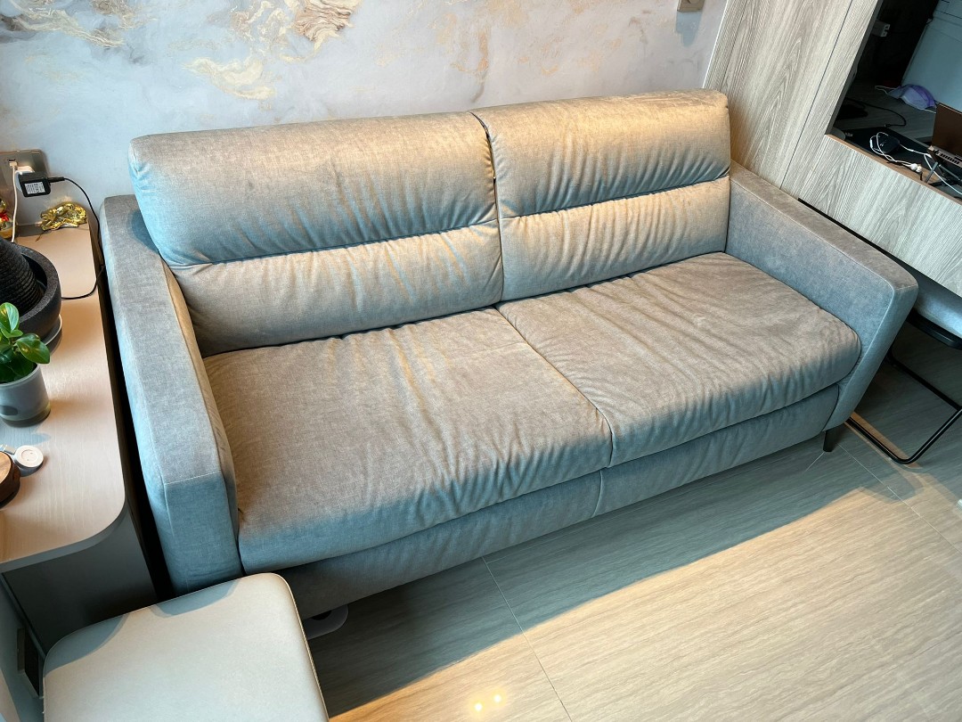 NATUZZI sofa bed 意大利梳化床, 傢俬＆家居, 傢俬, 梳化 Carousell