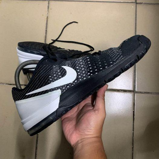Air max store typha black