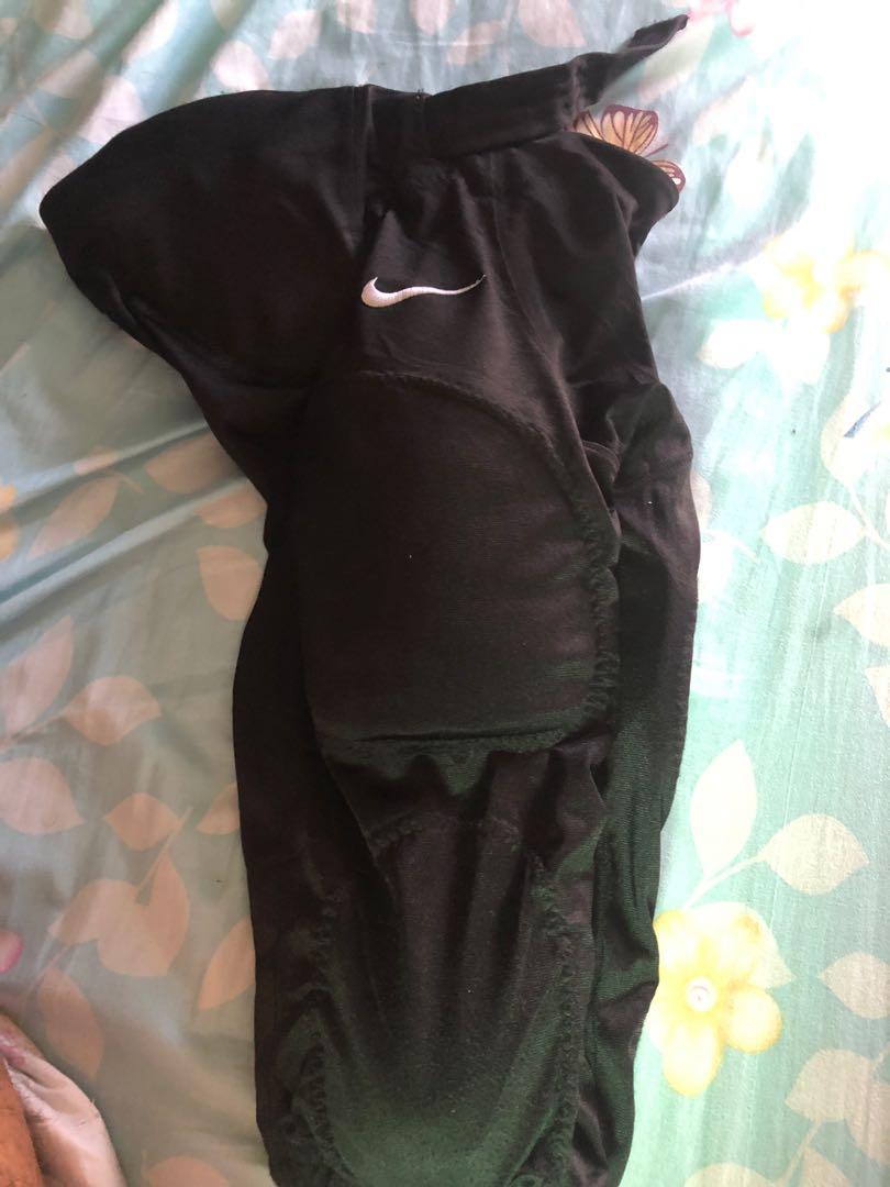 Nike pro hyperstrong Integrated football pants, Men's Fashion, Bottoms