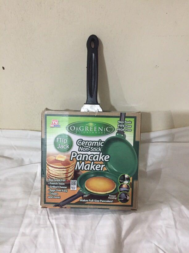 Non-stick Ceramic Pancake Maker (Category: Cookware & Accessories) located in Pasay City. Submitted by redgiftshop (Listing ID 1143317531, Image 1). Description: Non- toxic PTFE- Free PFOA-Free great for french toast Griled cheese Crepes directly bought in US stock - 3 pcs product code: EJ Jan2022.