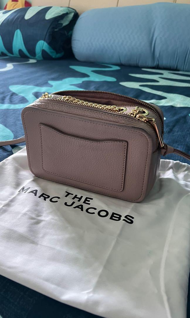 Marc Jacobs - MARC JACOBS LEATHER CAMERA BAG  HBX - Globally Curated  Fashion and Lifestyle by Hypebeast