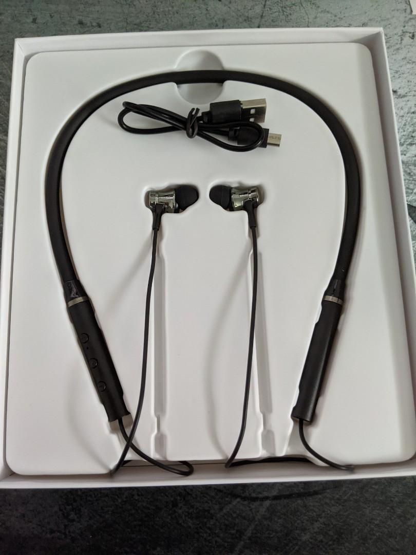 Challenger bluetooth 2025 earpiece