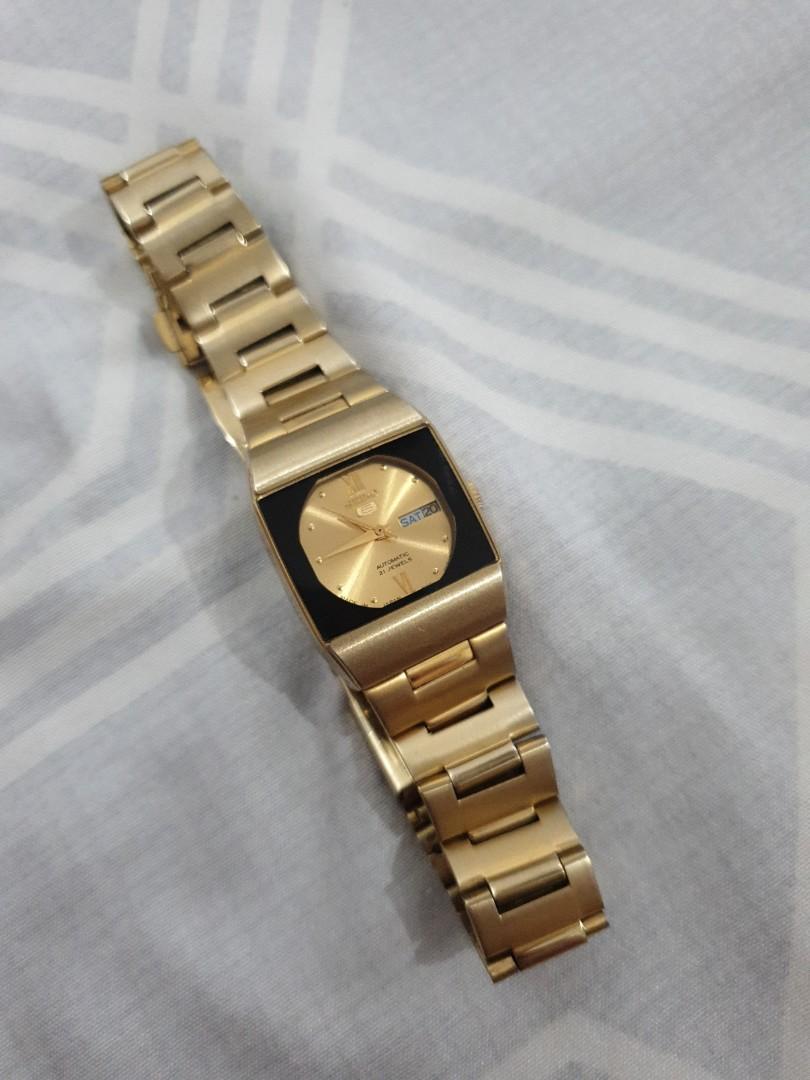 Seiko 5 Automatic 21 Jewels (Category: Women's Watches) located in Cabadbaran. Submitted by jolly_bi (Listing ID 1143453452, Image 1). Description: ORIGINAL Seiko 5 Automatic 21 Jewels. Bought this last 2018 as birthday gift but wasn't able to regularly use this because I have other watches and ayoko magasgas kasi sobrang maalaga ako sa gamit. Good as new pa talaga. Original price is almost 9k because it is limited edition. Selling this for 5k on