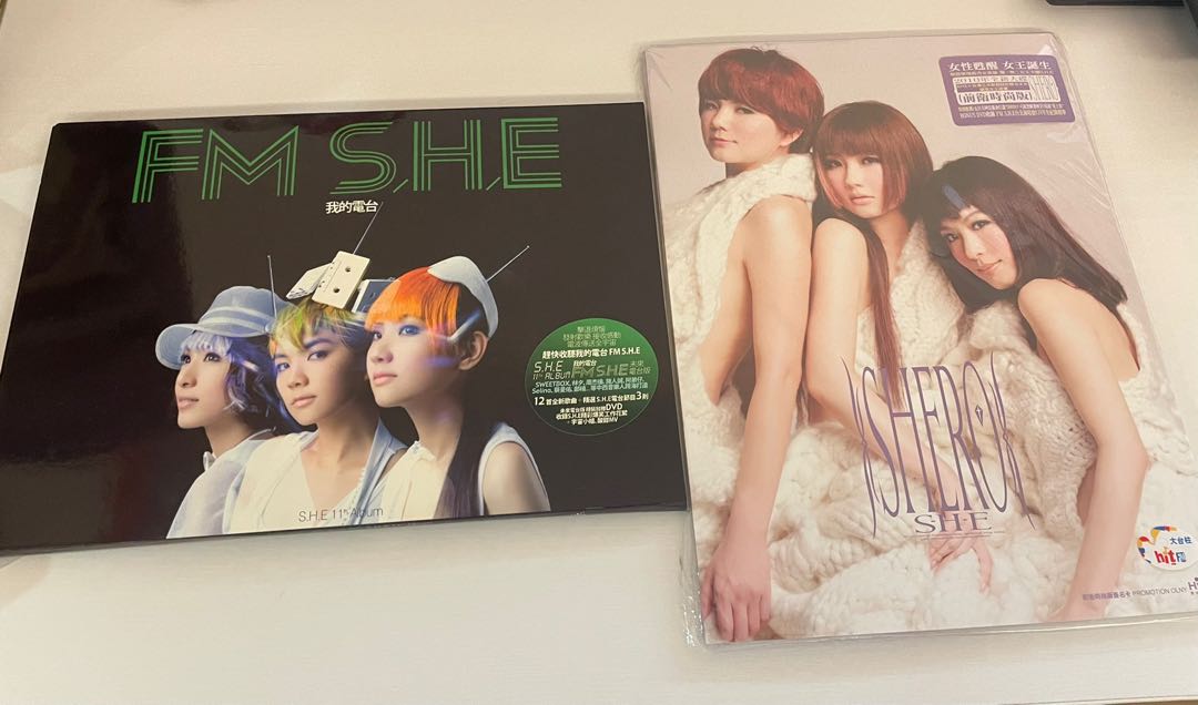 S.H.E SHE 美麗新世界 台湾盤CD+VCD 新品未開封 S.H.E SHE 美麗新世界 台湾盤CD+VCD 新品未開封 S.H.E SHE 美麗