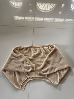 (Category: ) located in . Submitted by shop.niniph (Listing ID 1143484073, Image 1). Description: .