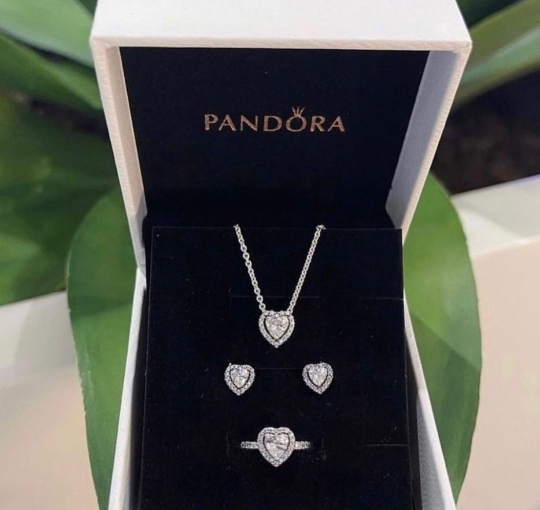 Pandora elevated sales heart set