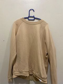 (Category: ) located in . Submitted by tirapreloved (Listing ID 1143427177, Image 1). Description: .