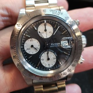 （分類：）位於 。 由 YuVintageWatches 提交（商品編號 1143331885，圖片 1）。簡介： 。