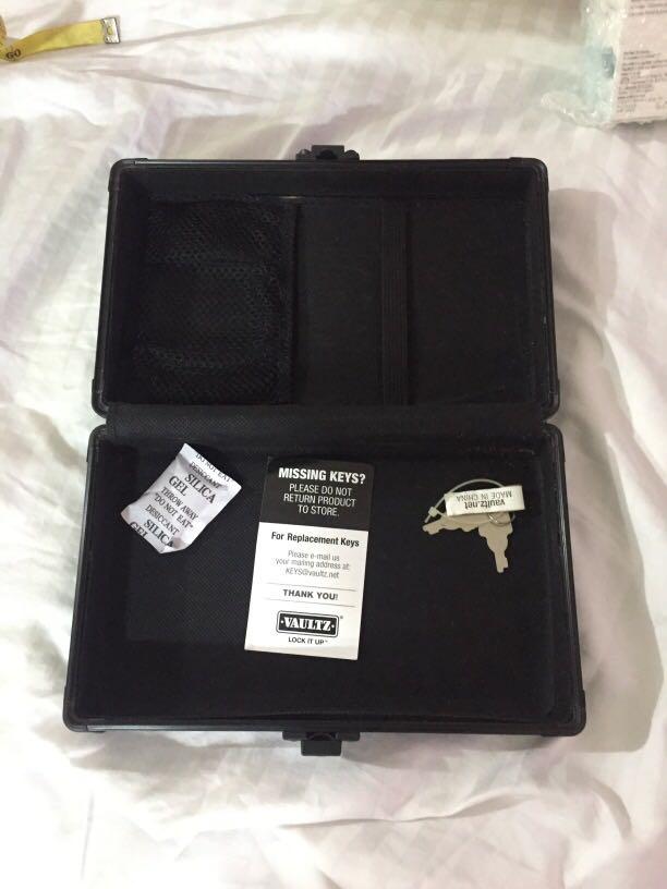 Vaultz Box with Key from US, Men's Fashion, Watches & Accessories