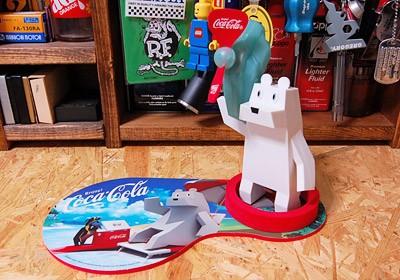 2005_coca_cola_my_kuma_desk_ki