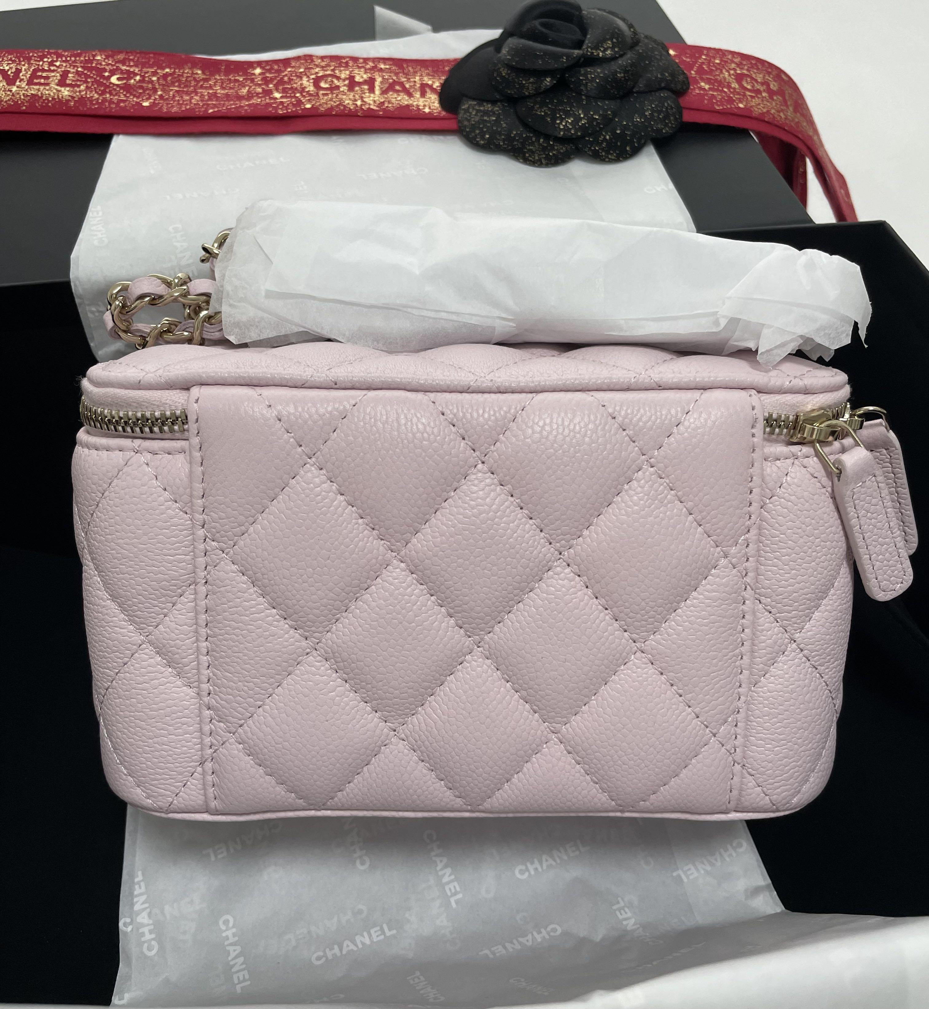 NWT! 💕22C CHANEL Sakura Pink Mini Square Vanity 💕Grained Gold HW