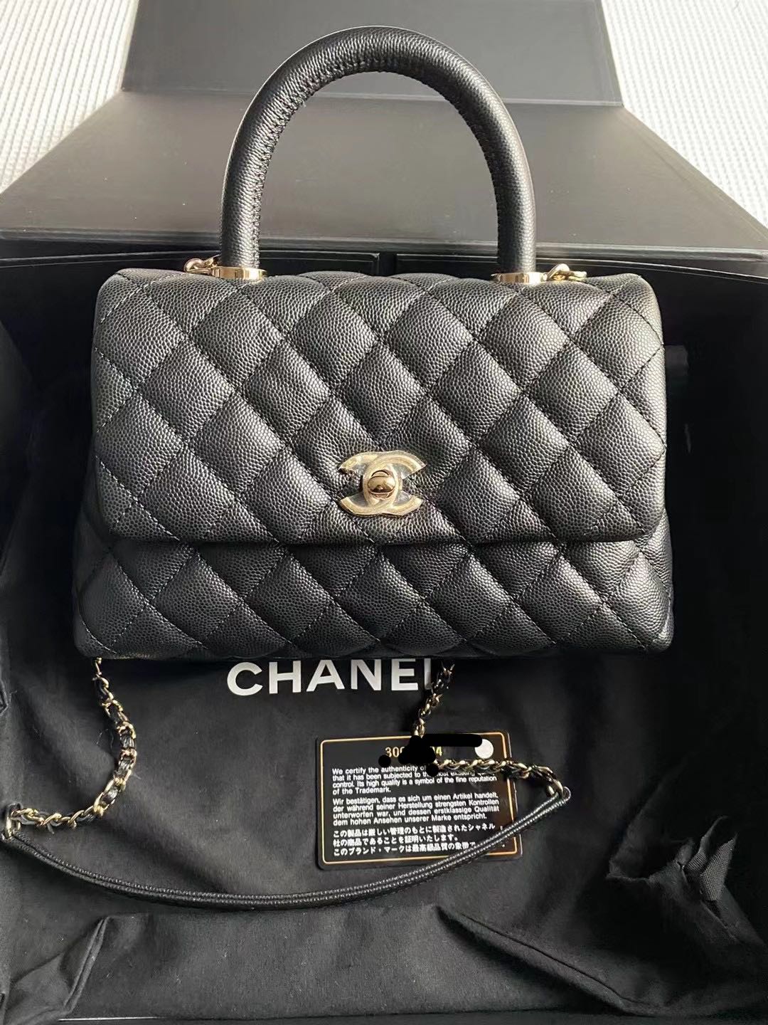 chanel caviar coco handle small - unused, Luxury, Bags & Wallets on  Carousell