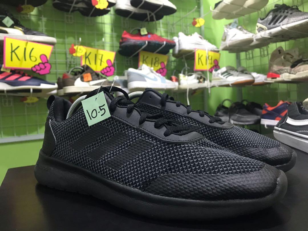 Adidas store art db1455