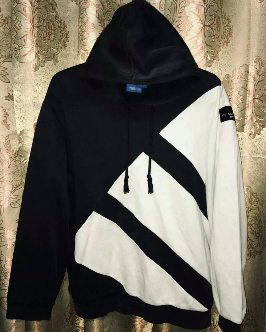 Ja mørke Sui ADIDAS EQT HOODIE, Men's Fashion, Coats, Jackets and Outerwear on Carousell