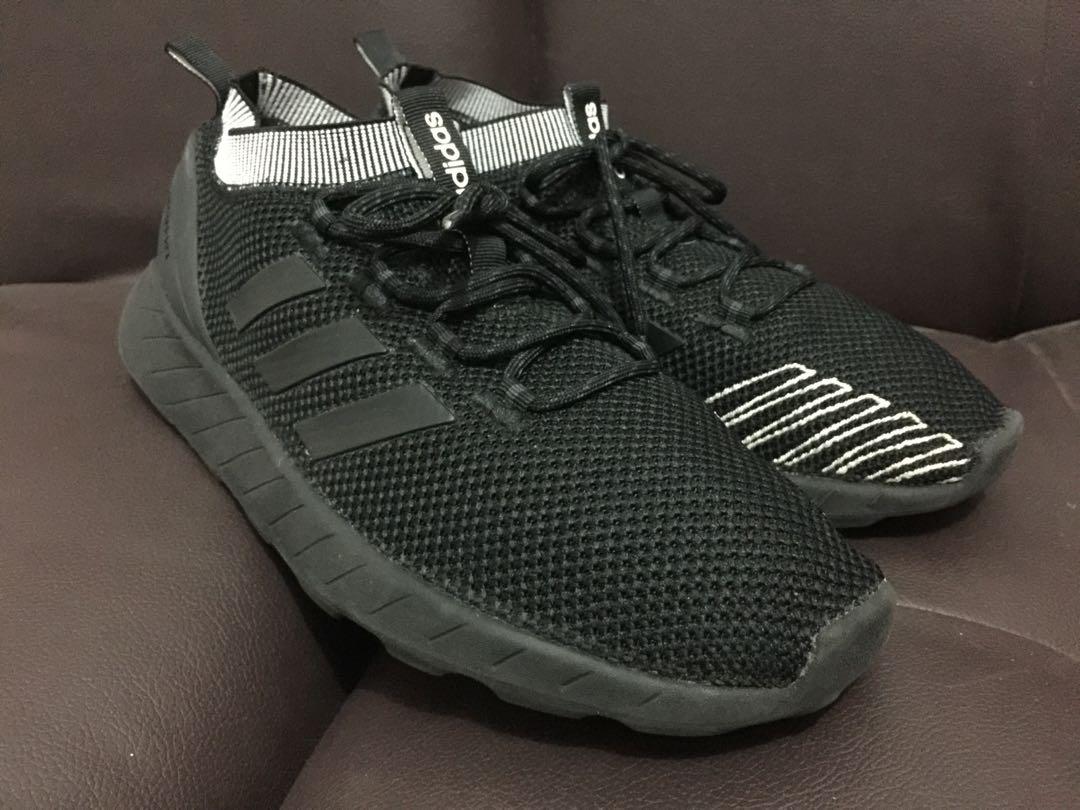 Adidas questar rise Fesyen Pria Sepatu Sneakers di Carousell