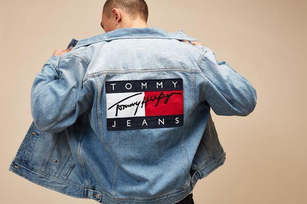 TOMMY HILFIGER BIG LOGO DENIM JACKET, Men's Fashion, Coats, and Outerwear on Carousell