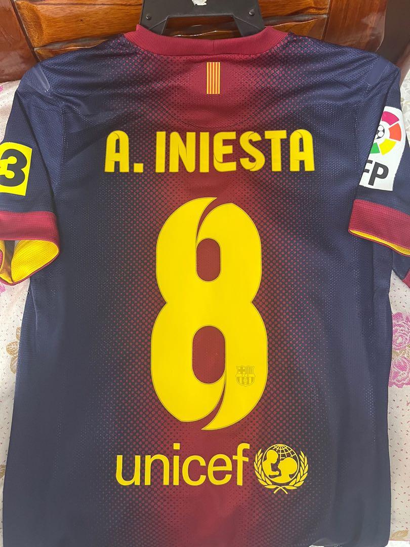 Iniesta kit top