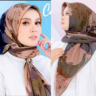 (Category: ) located in . Submitted by aryanshops (Listing ID 1143498964, Image 1). Description: .