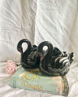 Black swan vase/ planter / pot