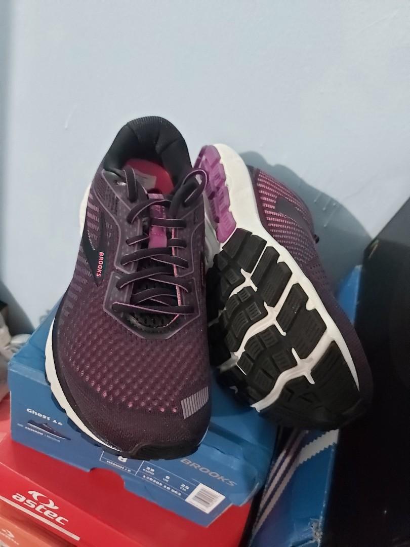 brooks ghost 12 black hollyhock