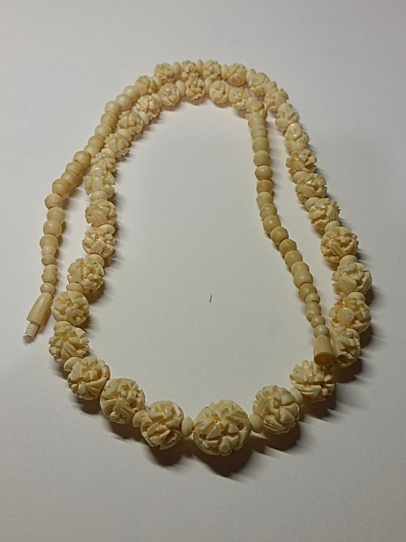 Carved Bone necklace , very nice design 
