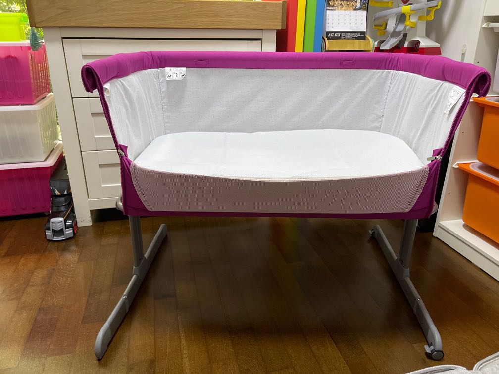 Chicco next2me crib