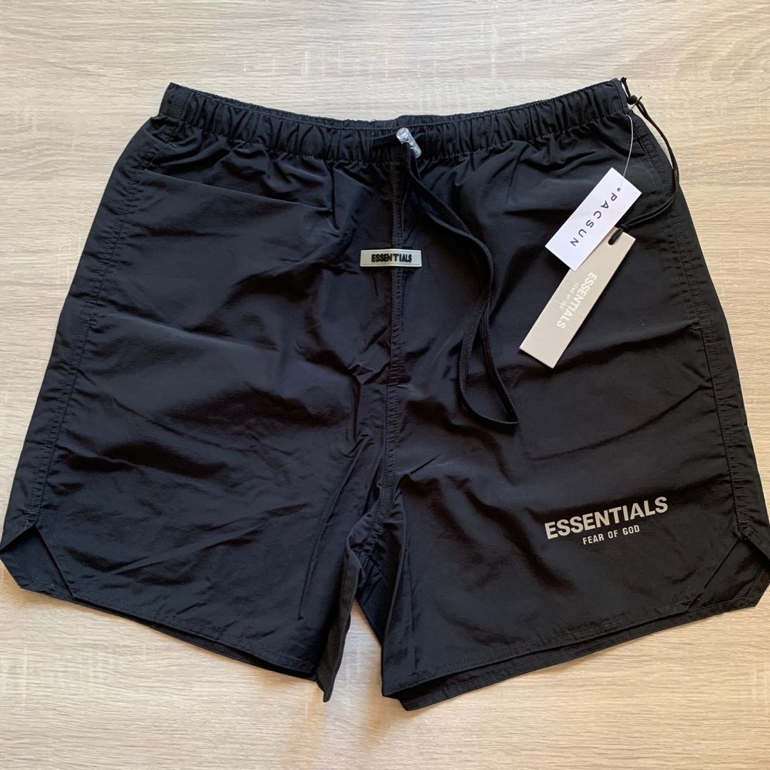 Fear of God Essentials Nylon Active Shorts ( Black ), 男裝, 褲