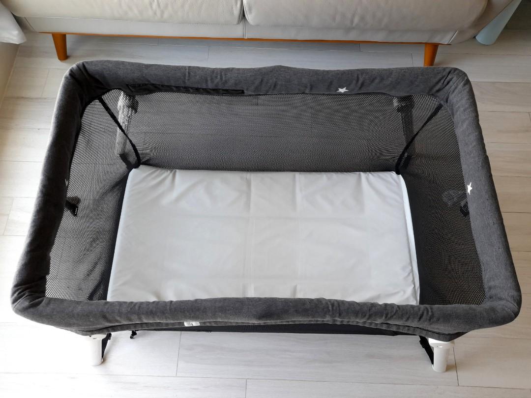 Guava Lotus Travel Crib, Babies & Kids, Baby Nursery & Kids Furniture
