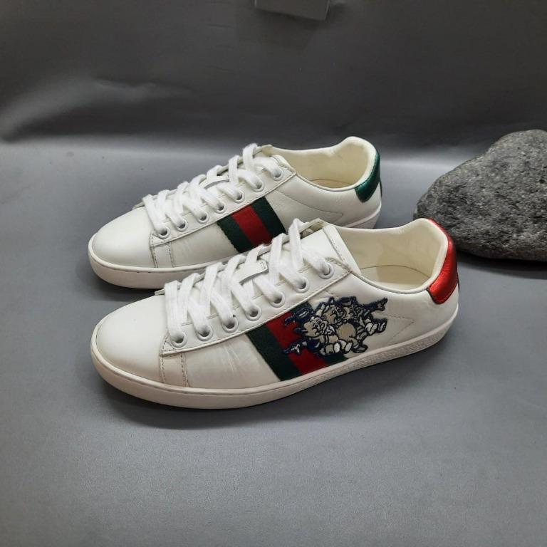 Men's ace sneaker with three little pigs shop