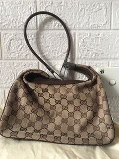 （分類：）位於 。 由 preloved1418 提交（商品編號 1143497782，圖片 1）。簡介： 。